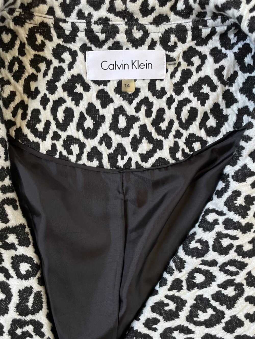 Calvin Klein Women's Black and White Leopard Print Open-Front Blazer Jacket - Picture 4 of 4